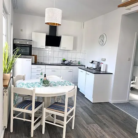 Ferienhaeuser Insel Usedom Haus Samara 8 - Blick Aufs Achterwasser! Whirlpool Und Sauna Holiday home *