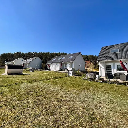 Holiday home Ferienhaeuser Insel Usedom Haus Samara 8 - Blick Aufs Achterwasser! Whirlpool Und Sauna Lutow