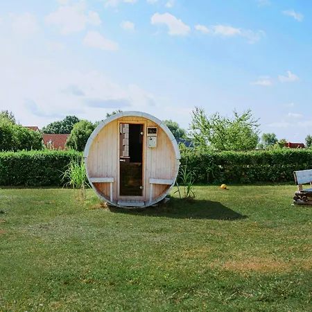 Holiday home Ferienhaeuser Insel Usedom Haus Samara 8 - Blick Aufs Achterwasser! Whirlpool Und Sauna Lutow