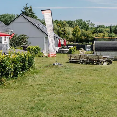 Ferienhaeuser Insel Usedom Haus Samara 8 - Blick Aufs Achterwasser! Whirlpool Und Sauna Lutow