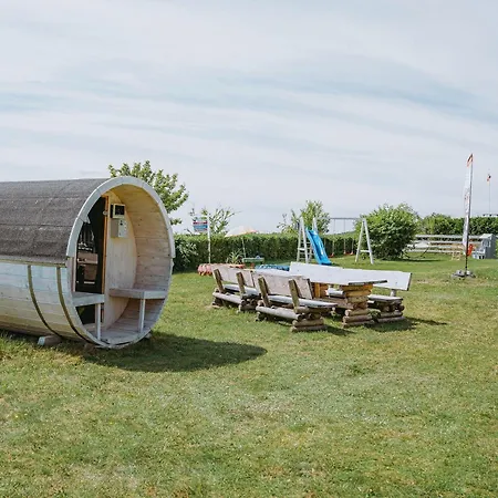 Nyaraló Ferienhaeuser Insel Usedom Haus Samara 8 - Blick Aufs Achterwasser! Whirlpool Und Sauna Lütow